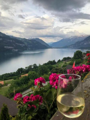 Traumhaftes Chalet mit Seesicht Krattigen